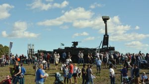 160827_Manga-besokare-kring-Lv-plats_MogBer